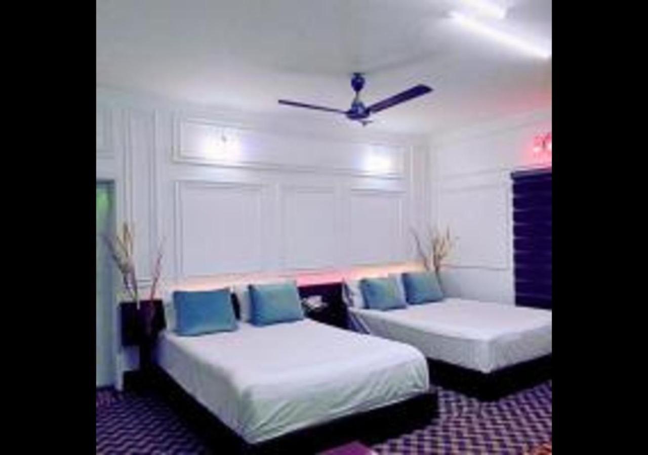 Rezala Restaurant And Residence Dhaka Exterior foto